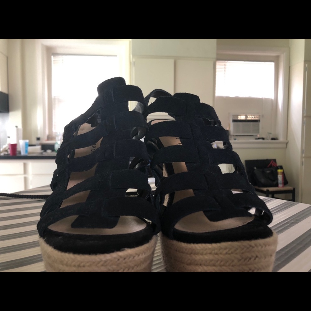 Wedges - Picture 5 of 7